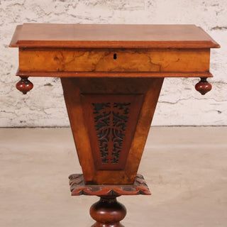 20th Century Central Pedestal English Sewing Table
