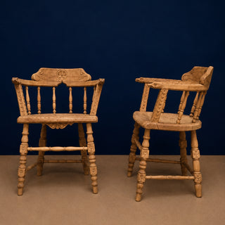 19th Century Victorian English Oak Smoker Chair (Set of 2)
