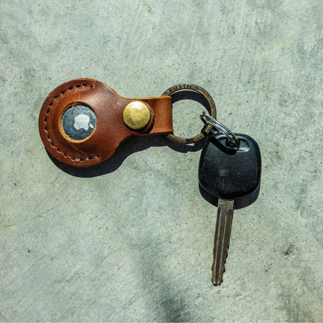 Leather AirTag Case with Key Ring - Thumbnail 3