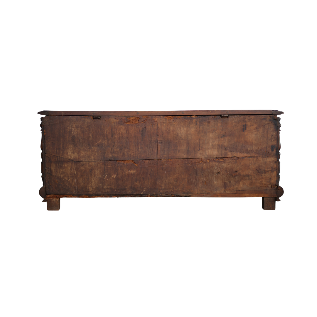 17th Century French Carved Trunk - Thumbnail 3