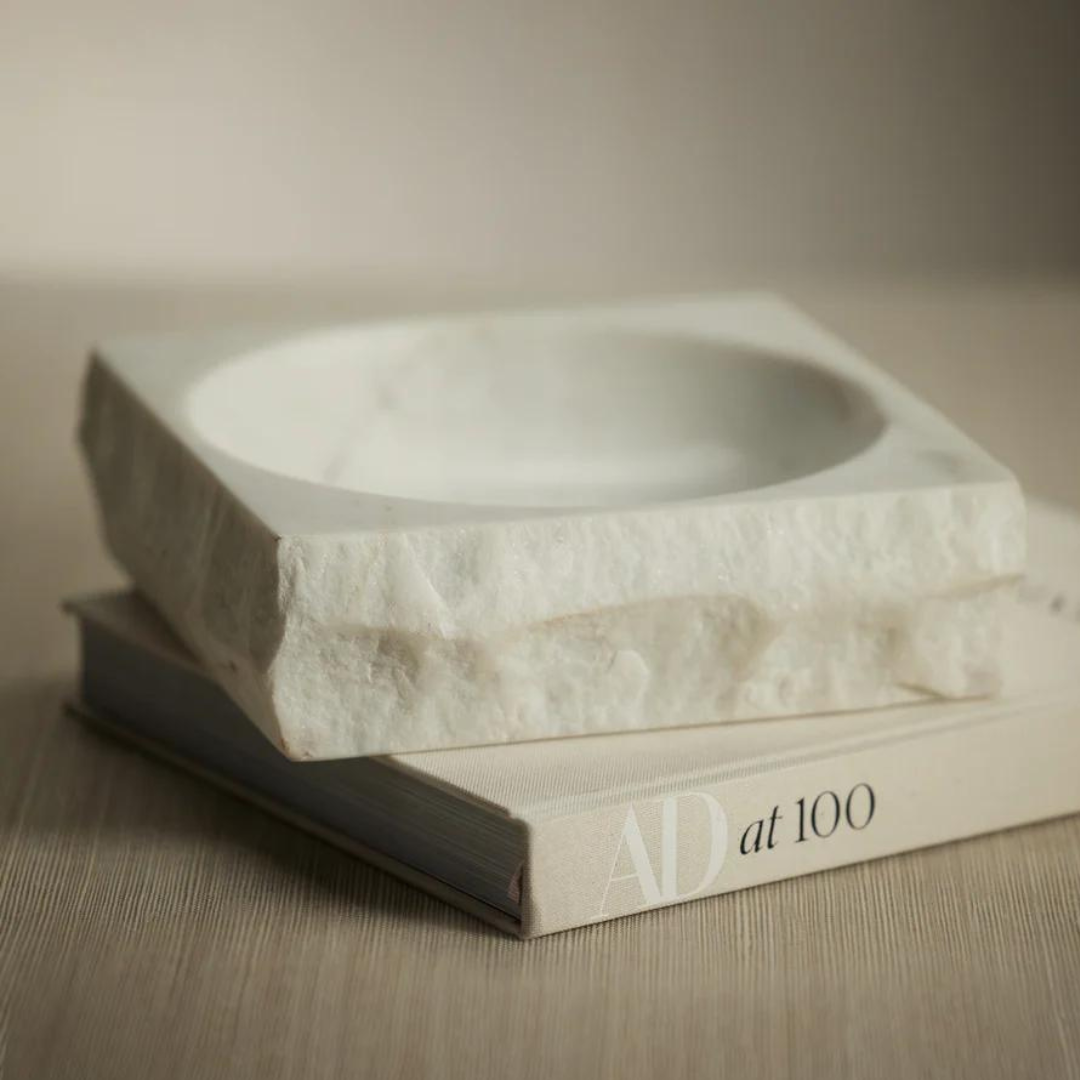 Rock Finish White Marble Square Bowl