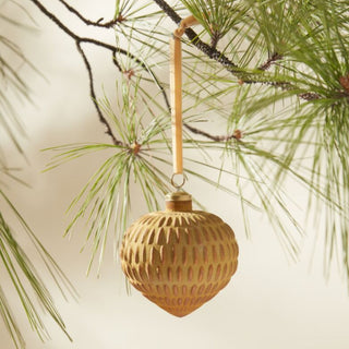 Nutmeg Ornament (Single Bauble)
