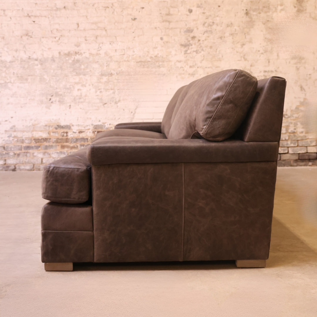 Burnham Leather Sofa - Thumbnail 3