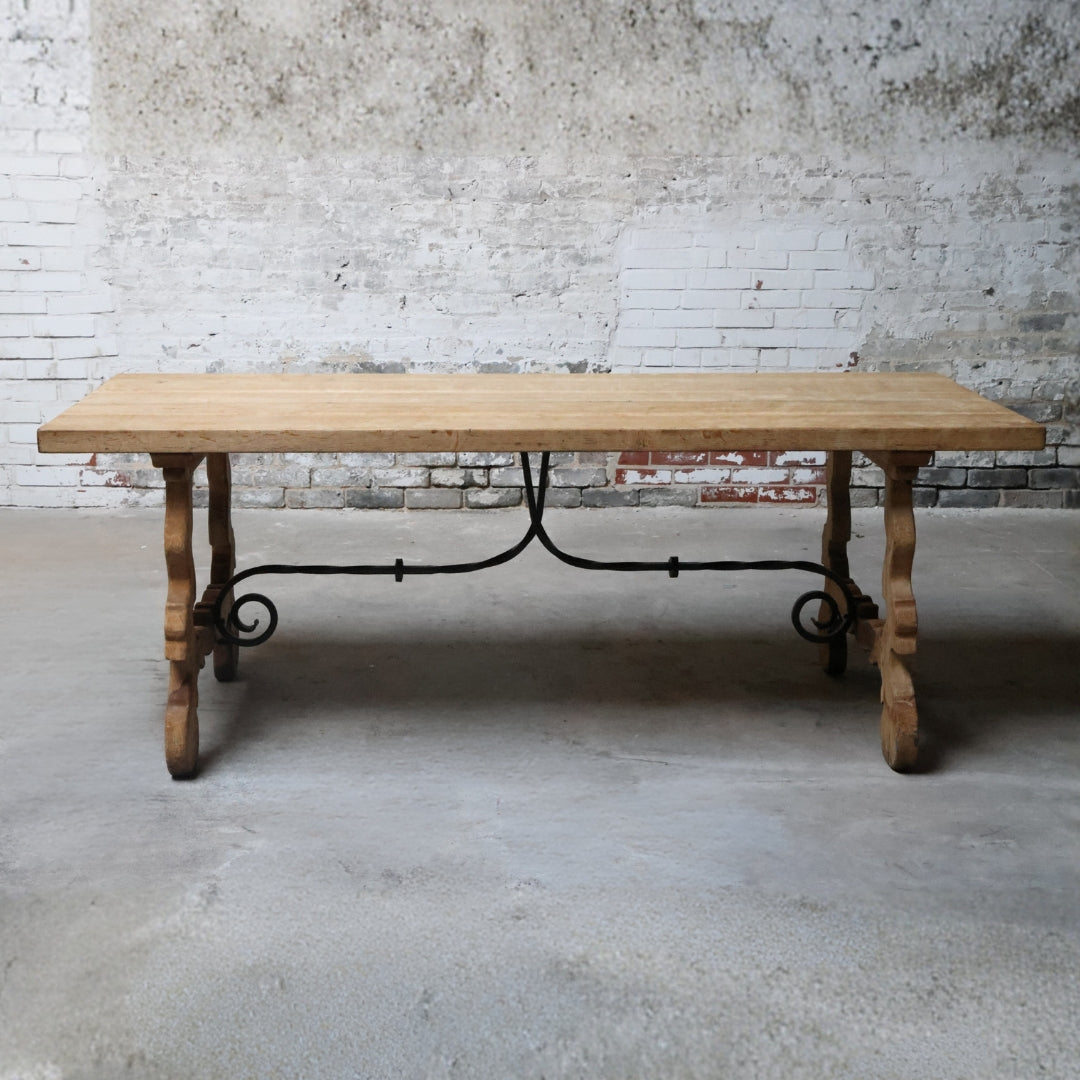 Christopher Collection Dining Table - Thumbnail 2