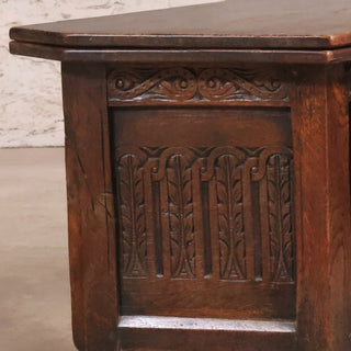 19th Century English Oak Credence Table
