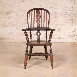 18th Century English Walnut Windsor Chair
