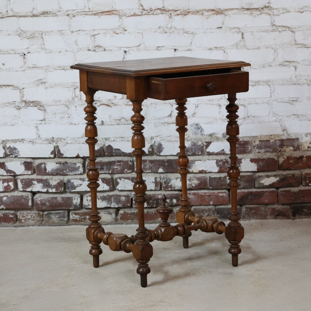 19th Century French Walnut Small Turned Leg Table - Thumbnail 3