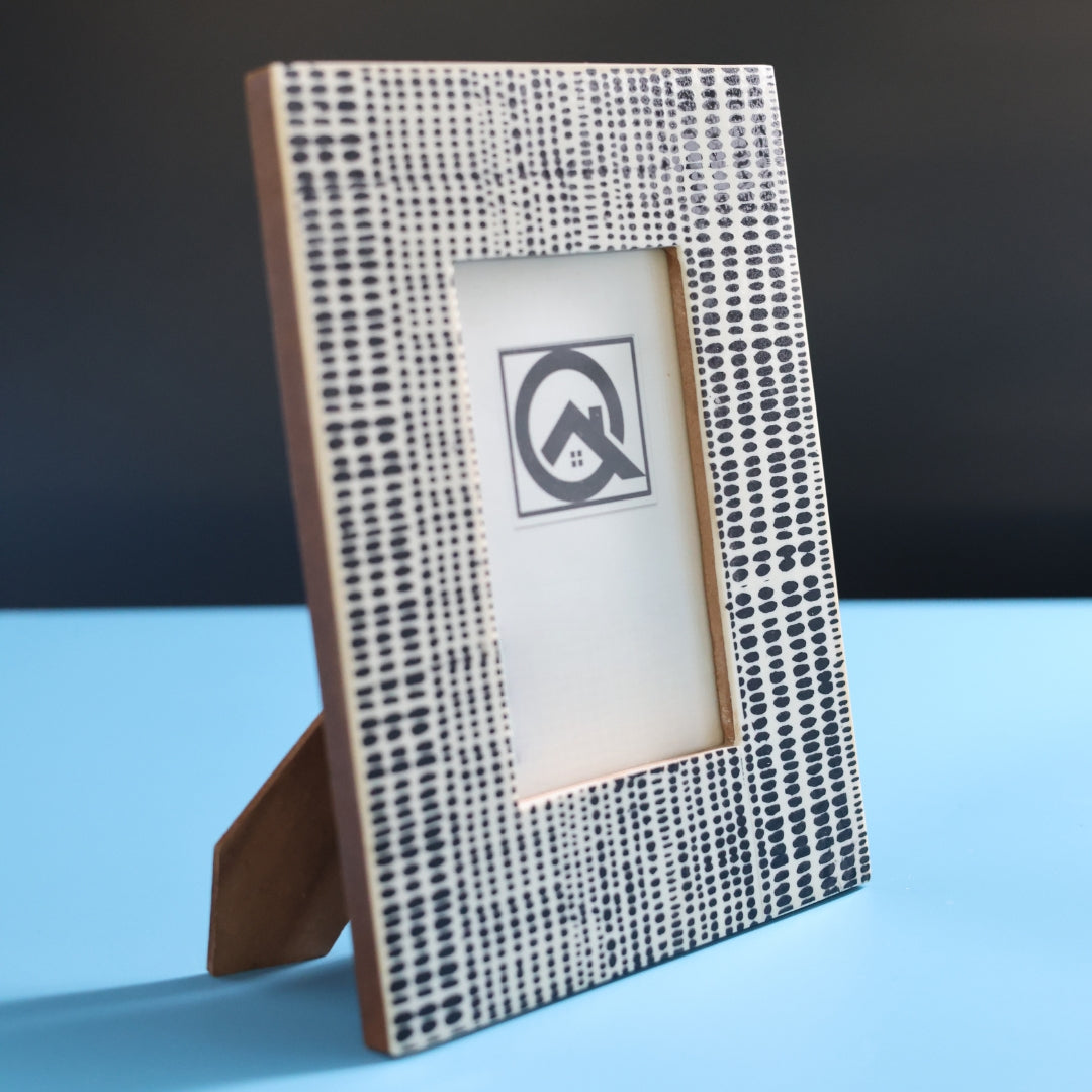 Bone & Horn Dotted Frame - Thumbnail 2