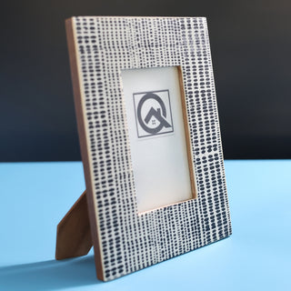 Bone & Horn Dotted Frame
