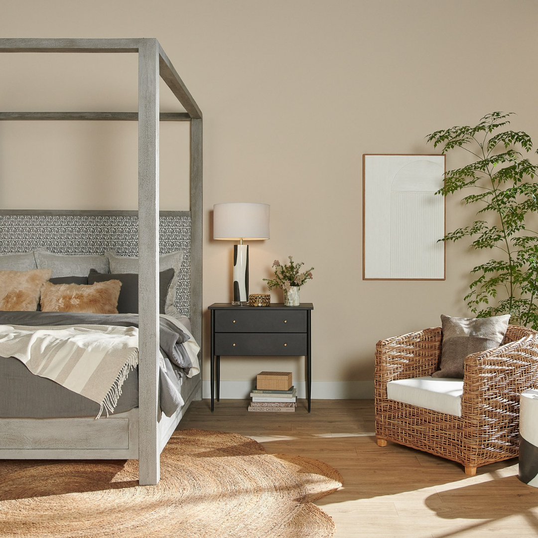 Christopher Collection Ashwin Nightstand - Thumbnail 5