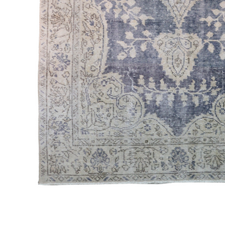 Vintage Rug (3.1 x 6.9)
