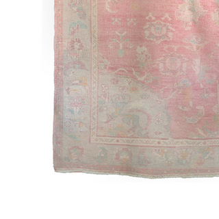 Vintage Anatolian Rug (6 x 8.4)
