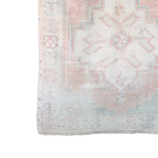 Vintage Rug (4.5 x 9.6)
