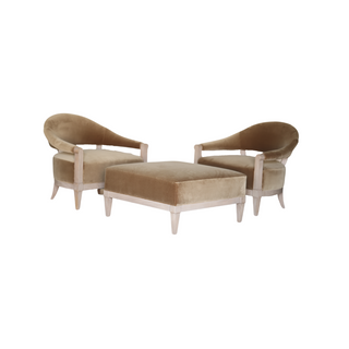 Crescent Chair
