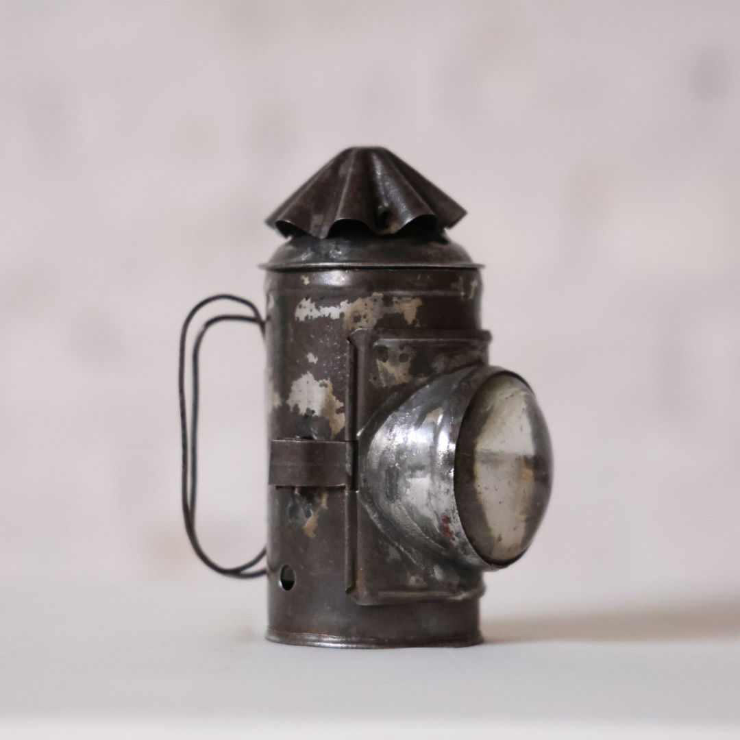 Christopher Collection Toleware Lantern - Thumbnail 3