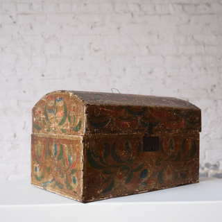 18th Century Handpainted French Wedding Box
