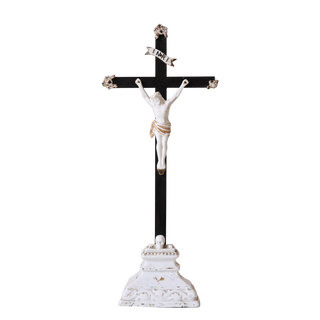 Early 20th Century Porcelain Crucifix
