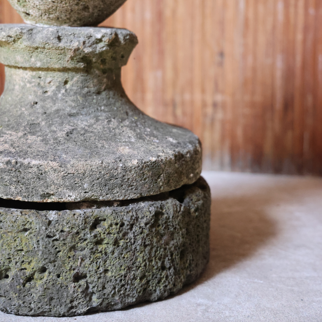 Christopher Collection French Stone Garden Object - Thumbnail 3