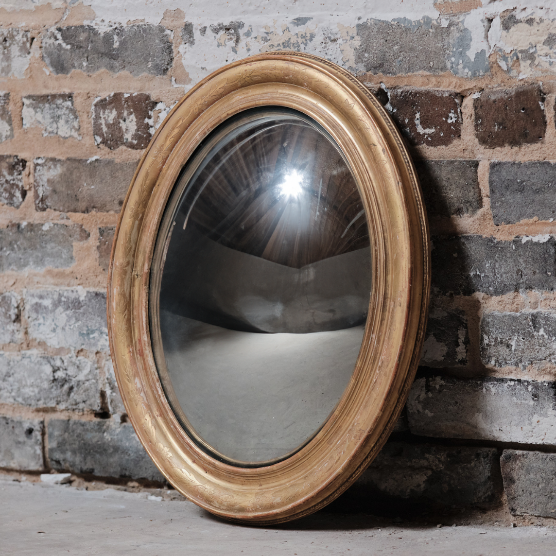 Christopher Collection Witch Mirror - Thumbnail 3