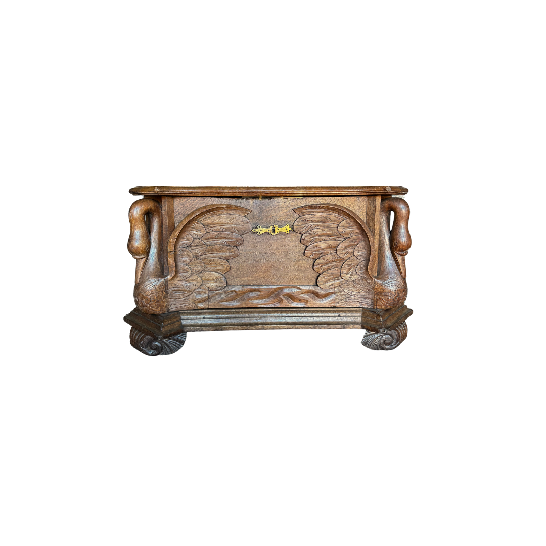 1800 French Petit Carved Swan Trunk - Thumbnail 4