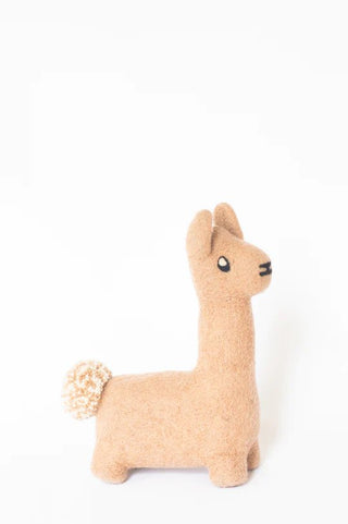 Lucy Llama
