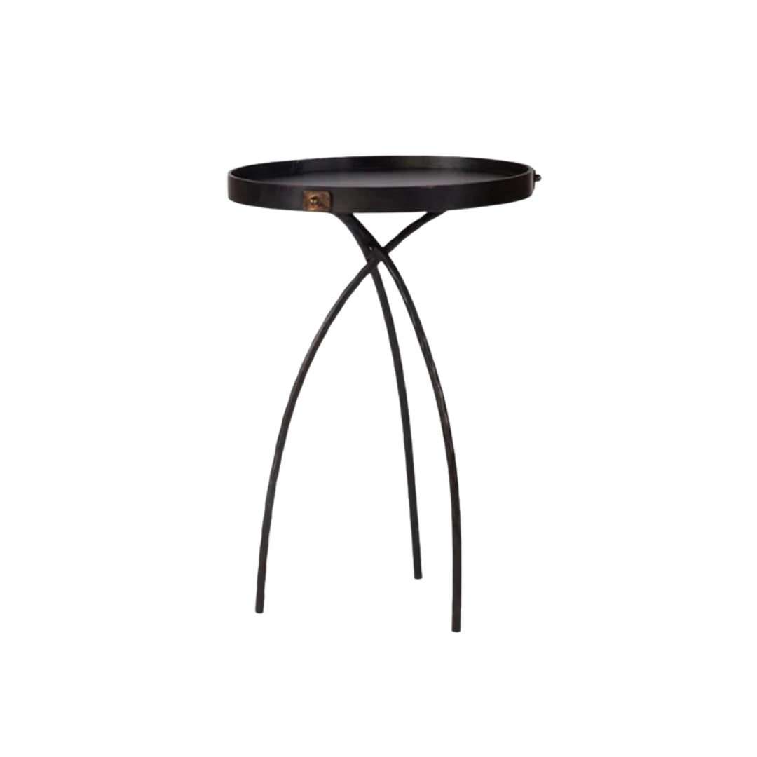 Round Iron 3 Leg Table